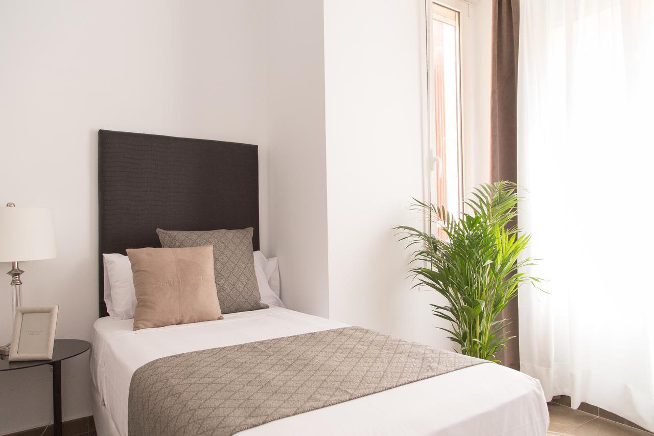 Oliag Apartment Ruzafa Mid-Term Valencia Exterior photo